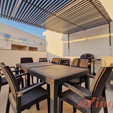 3br Duplex With Rooftop Bbq In North Of Malta *