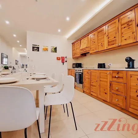 3br Duplex With Rooftop Bbq In North Of Malta Apartament