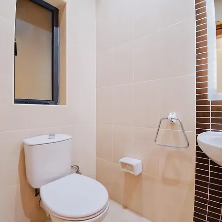 3br Duplex With Rooftop Bbq In North Of Malta *