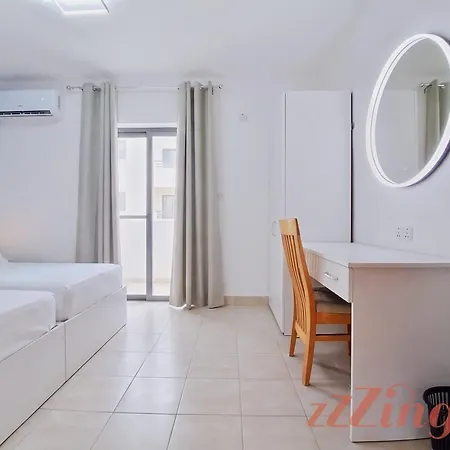 3br Duplex With Rooftop Bbq In North Of Malta Bahar ic-Caghaq
